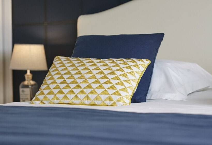 חדר סטנדרט לשלושה, Les Chants D Ailes   Hôtel Face Mer