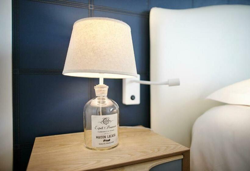 חדר סטנדרט לשלושה, Les Chants D Ailes   Hôtel Face Mer