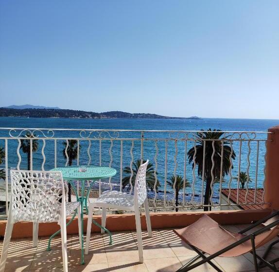 חדר משפחתי, Les Galets Hôtel Et B&b