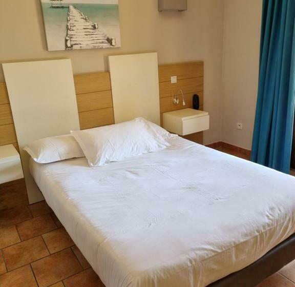 اتاق استاندارد, Osteria A Stalla Sischese & Spa