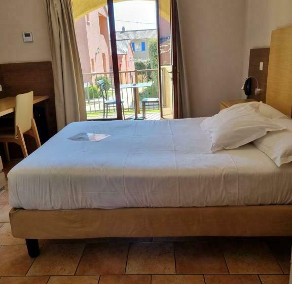 اتاق استاندارد, Osteria A Stalla Sischese & Spa