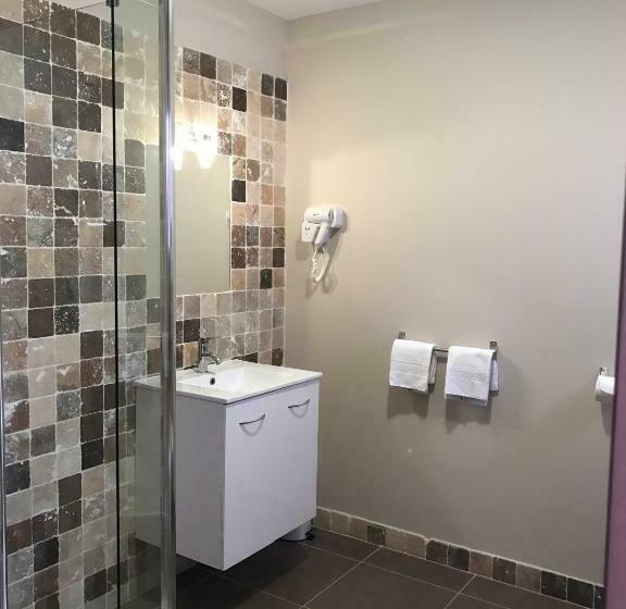 اتاق استاندارد, Osteria A Stalla Sischese & Spa