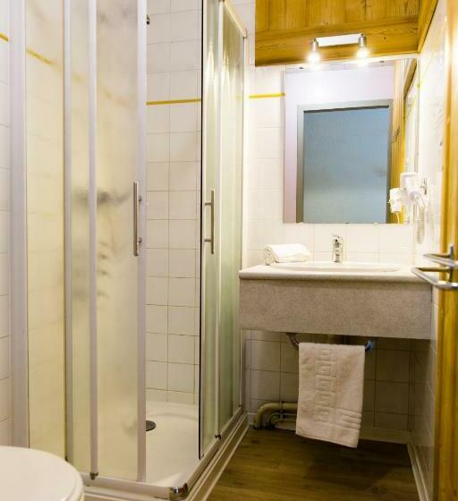 اتاق استاندارد چهار تخته, Village Vacances Le Bérouze