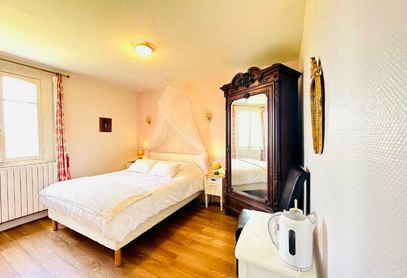 Номер Стандарт, Manoir De La Marjolaine