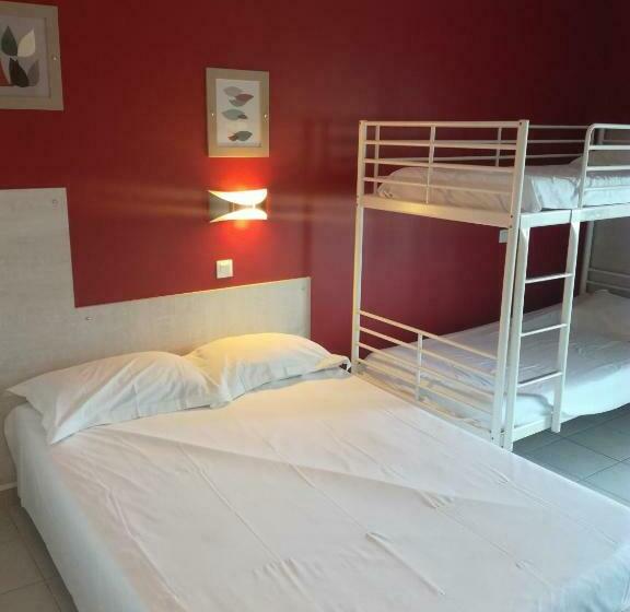 غرفة سوبيريور رباعية, Fasthotel Montpellier Baillargues