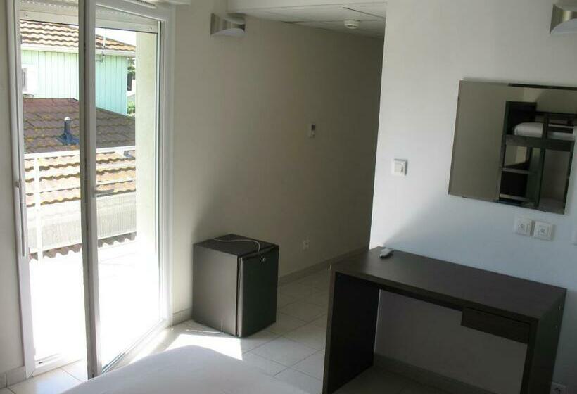 スーペリアの４人部屋, Fasthotel Montpellier Baillargues