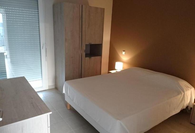 غرفة سوبيريور رباعية, Fasthotel Montpellier Baillargues