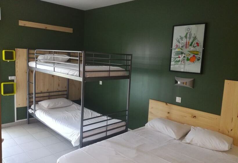 スーペリアの４人部屋, Fasthotel Montpellier Baillargues