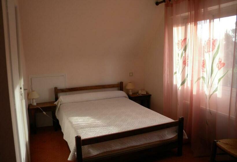 חדר משפחתי, Auberge Pen Mur