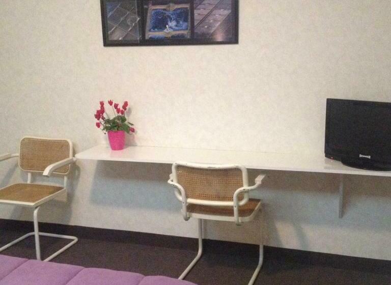 Номер Стандарт Вид на Сад, Auberge Pen Mur