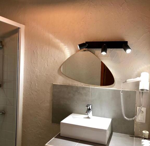 חדר סטנדרט לשלושה, Auberge Saint Antoine