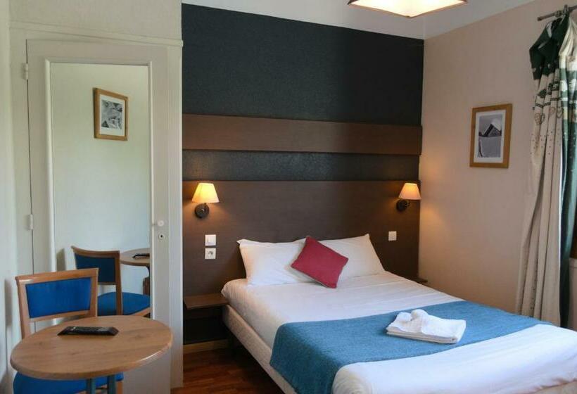 غرفة قياسية, Maison De Savoie