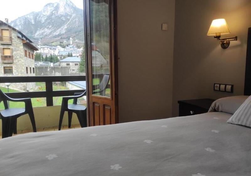 スタンダードルーム, Logis Hotel & Restaurant Bergeret Sport