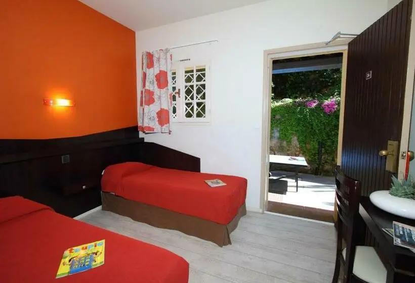 Suite Familiare, Golf Hôtel