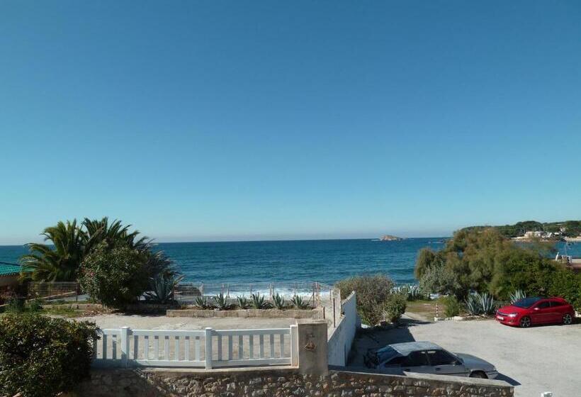 オーシャンビュースタンダードルーム, Golf Hôtel