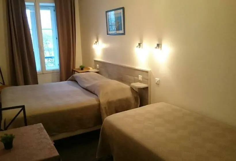 Standard Kolmen Hengen Huone, De L Ocean