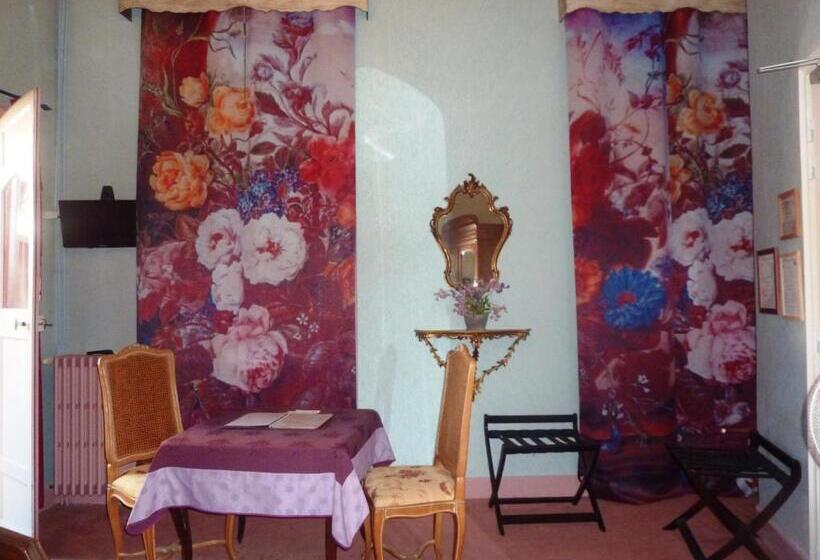 스탠다드 발코니 룸, Hôtel Du Fiacre