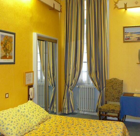 스탠다드 도시전망 룸, Hôtel Du Fiacre