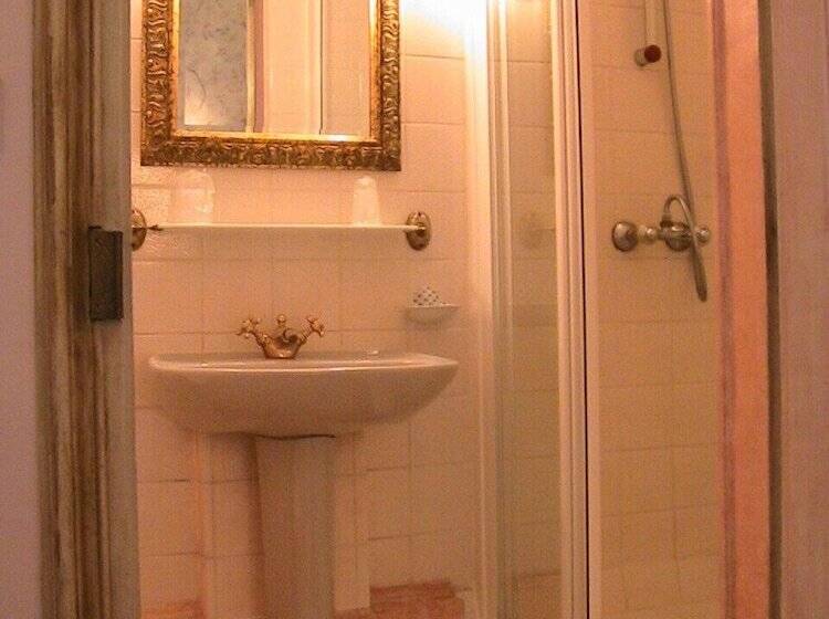 스탠다드 룸, Hôtel Du Fiacre