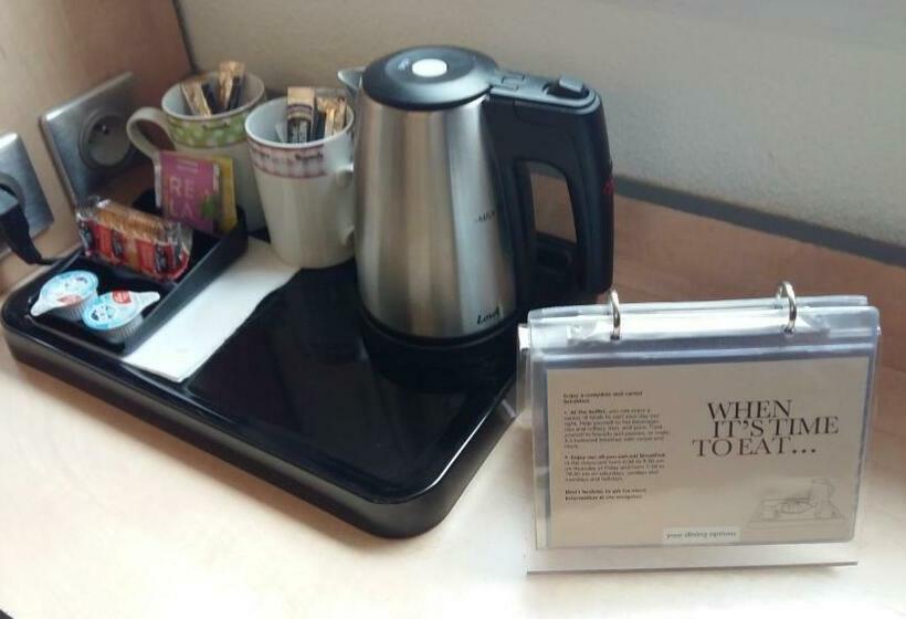 スタンダードルーム, Hôtel Kyriad Brive Ouest