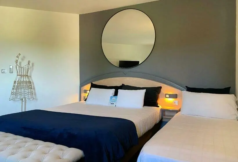 Perhehuone, Hôtel Kyriad Brive Ouest
