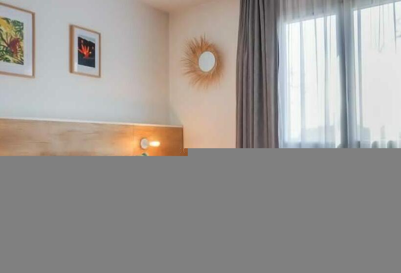 Quarto Estandar, Le Collonges Tv Connecte Wifi Netflix