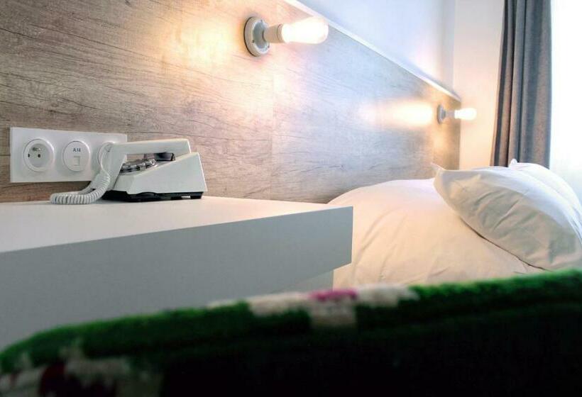 غرفة قياسية, Le Collonges Tv Connecte Wifi Netflix