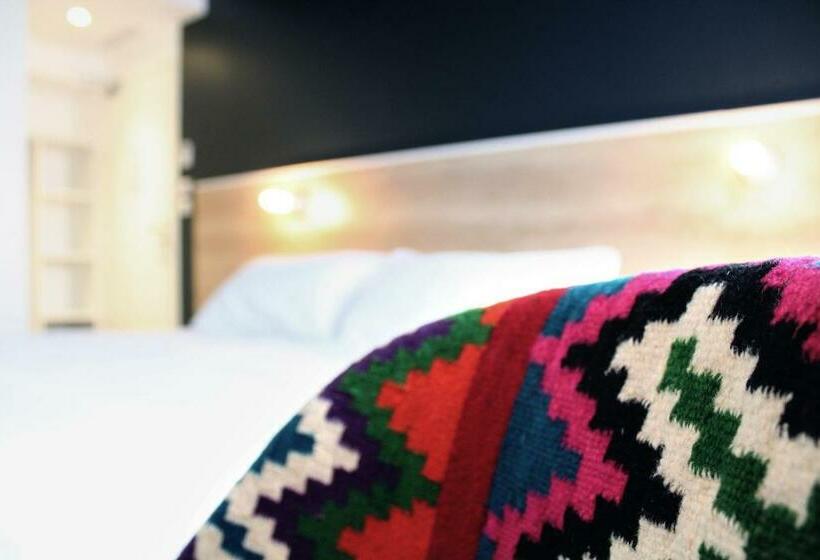 غرفة قياسية, Le Collonges Tv Connecte Wifi Netflix