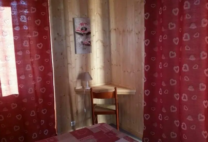 Standard-huone Vuoristonäkymä, Hôtel Le Tourisme