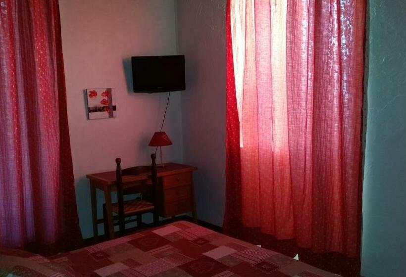 חדר סטנדרט עם נוף, Hôtel Le Tourisme