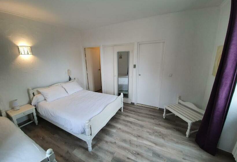 Номер Стандарт, Hôtel Les 3 Terrasses