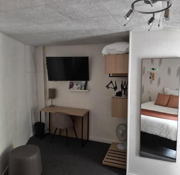 Номер Superior, Contact Hôtel Les Platanes Villeneuve Sur Lot Centre
