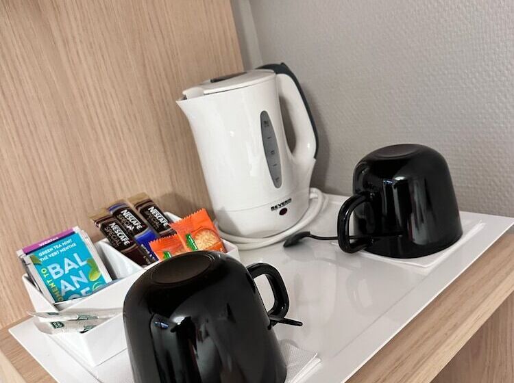 Family Suite, Contact Hôtel Les Platanes Villeneuve Sur Lot Centre