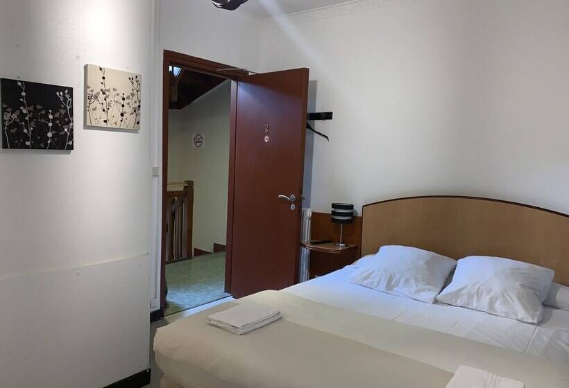 غرفة قياسية, Hôtel Mondial