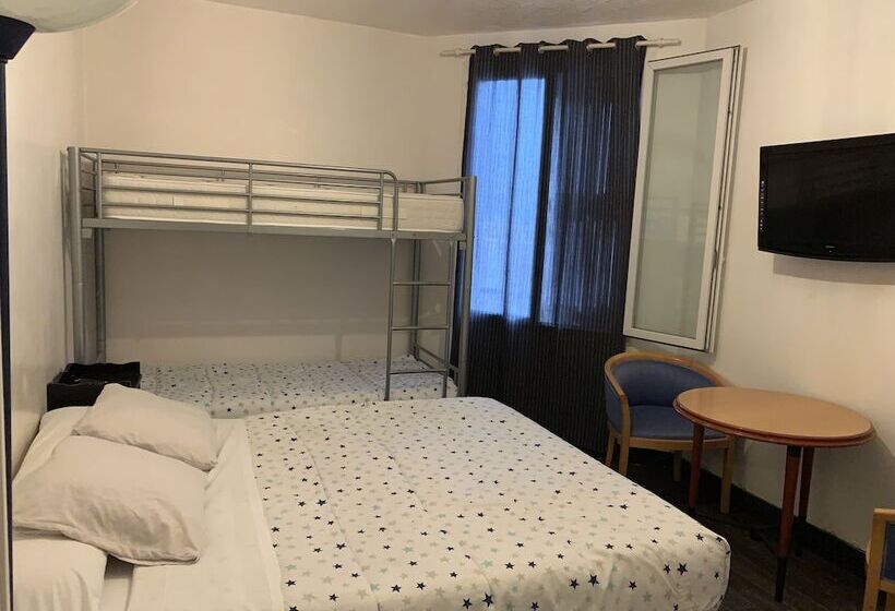 غرفة قياسية رباعية, Hôtel Mondial