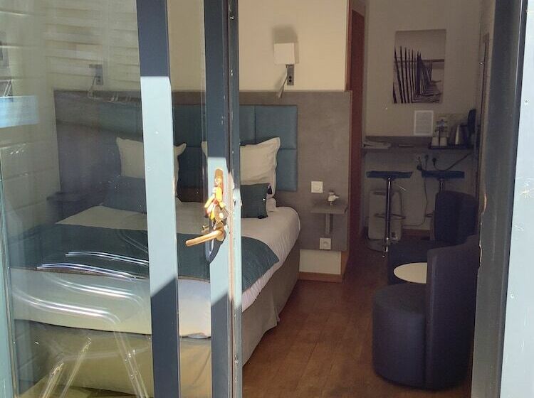 חדר סטנדרט, Monet