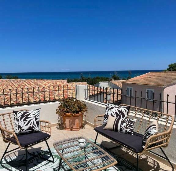 수피리어 트리플룸 바다 전망, Hôtel Restaurant La Caravelle