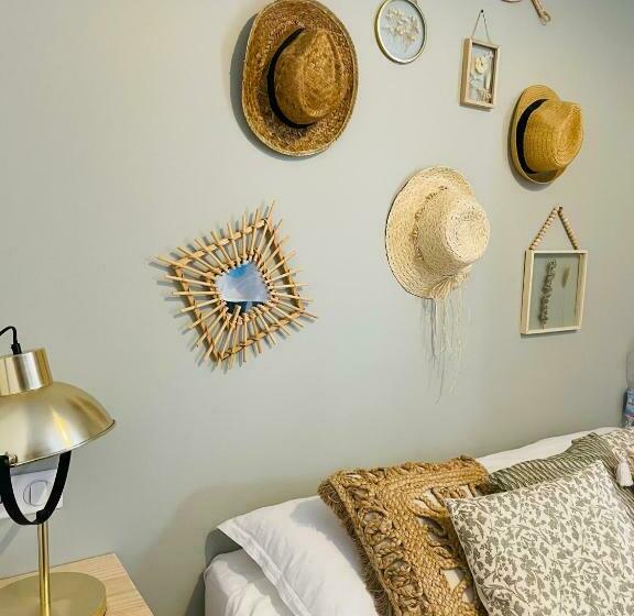 스탠다드 룸, Hôtel Restaurant La Caravelle