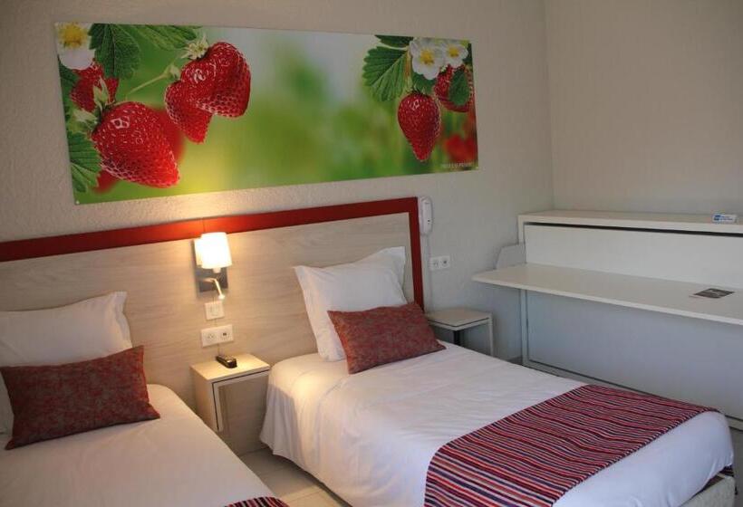 חדר קומפורט לשלושה, Saint Louis