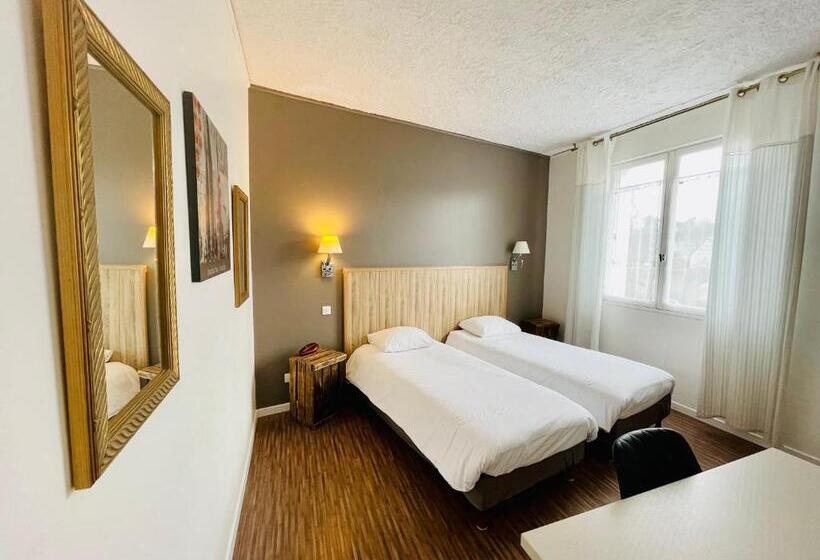 غرفة قياسية, Italia