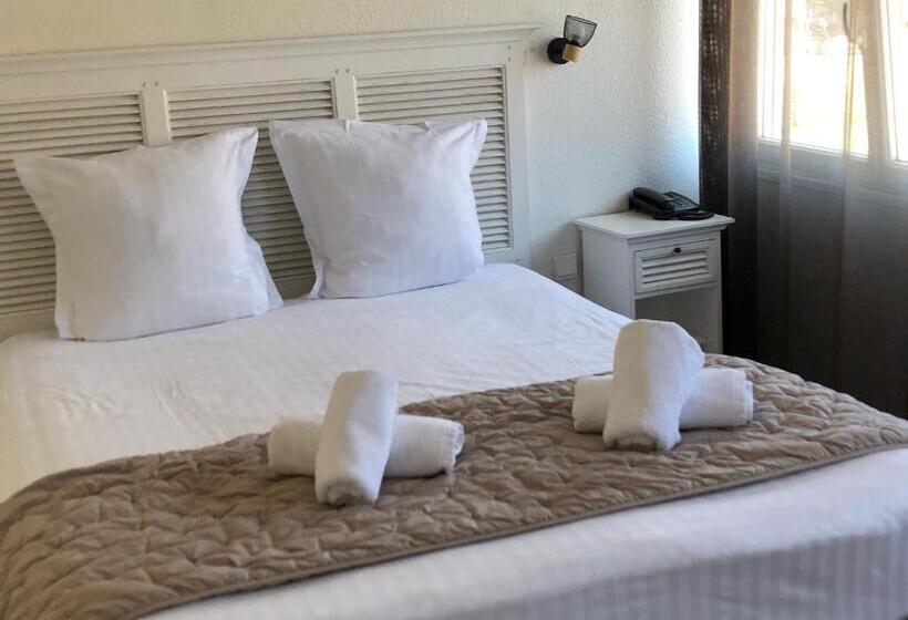 غرفة كومفورت, L Estacade