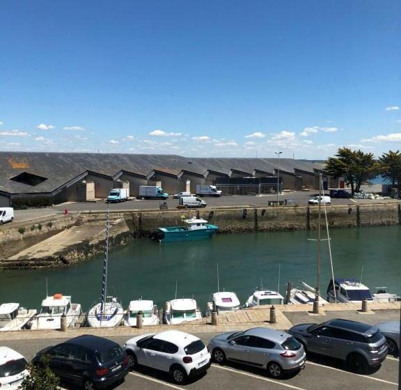 غرفة قياسية مزوَّدة بجاكوزي مطلة على البحر, L Estacade