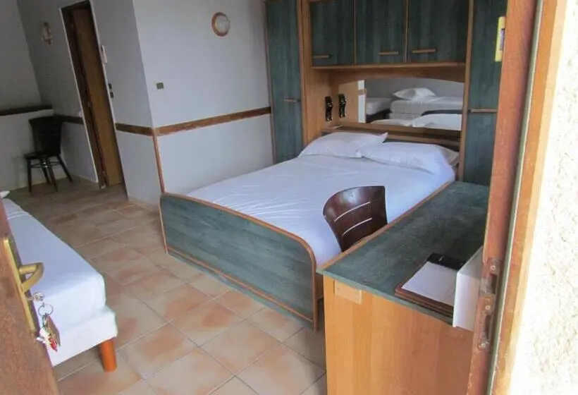Standard-huone, Hôtel La Rocade