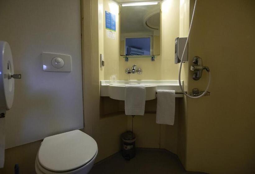 غرفة إقتصادية فردية, Hôtel La Rocade