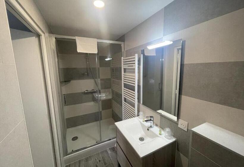 高级大房间, Le Celtic