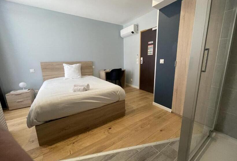 基本间, Le Celtic