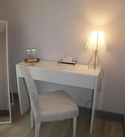 Perhehuone, Le Home