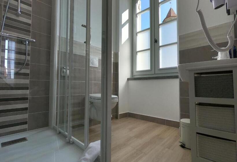 Семейный Номер, Le Home