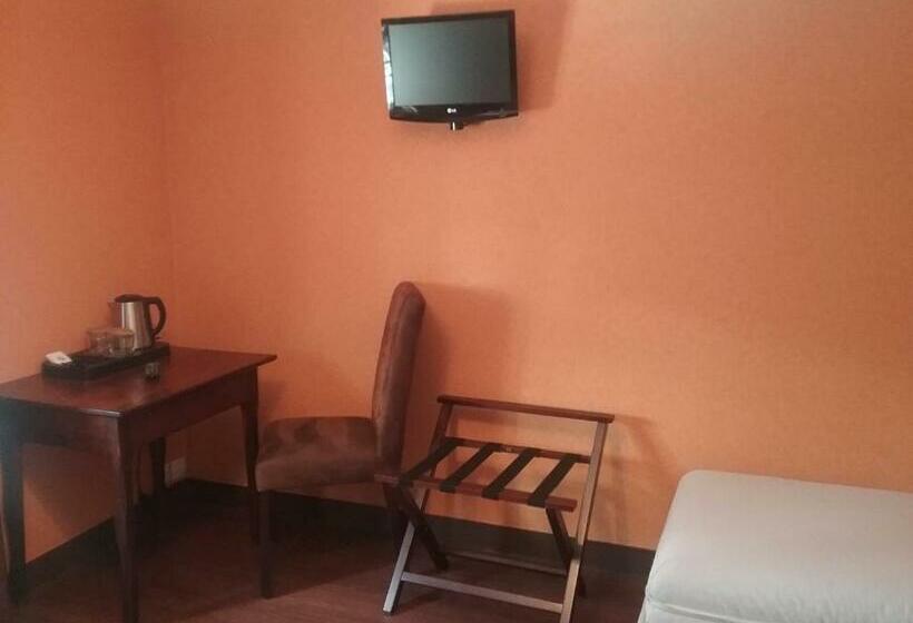 Номер Стандарт, Le Pigeonnier