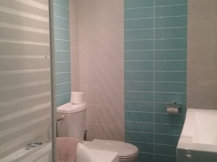 Номер Стандарт Трехместный, Le Pigeonnier